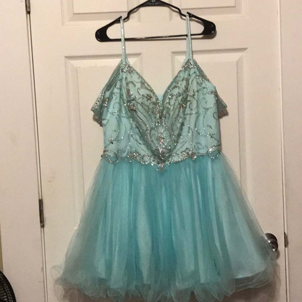 Short dress